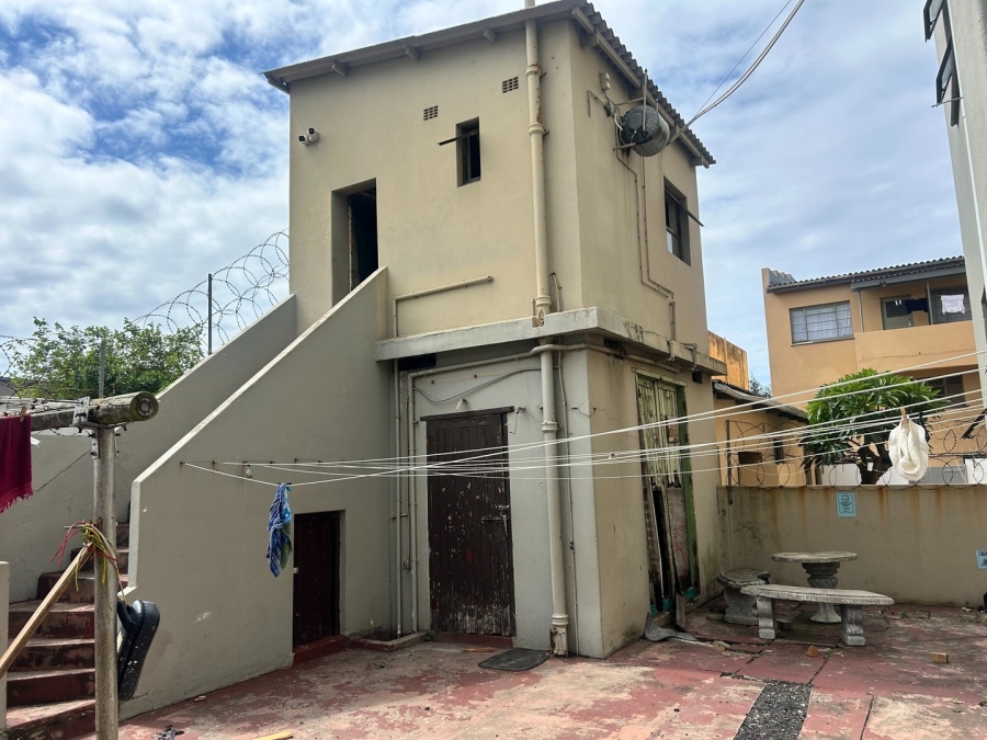 43 Bedroom Property for Sale in Quigney Eastern Cape